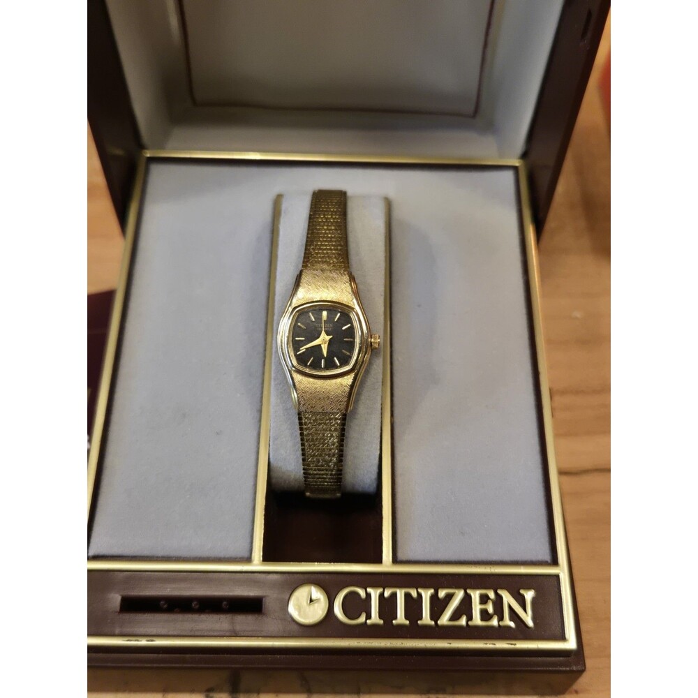 Vintage Citizen Gold Tone Ladies' Watch. Original Box. 100% MINT. New Battery.